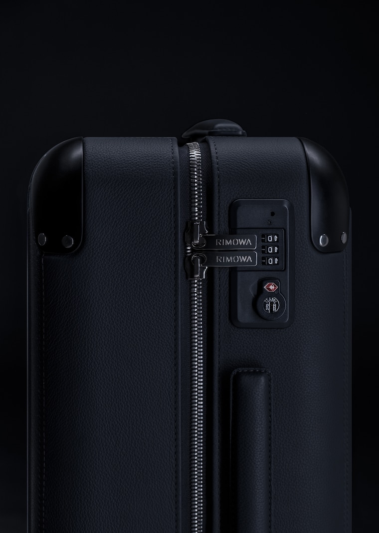 Distinct Cabin Navy Blue
