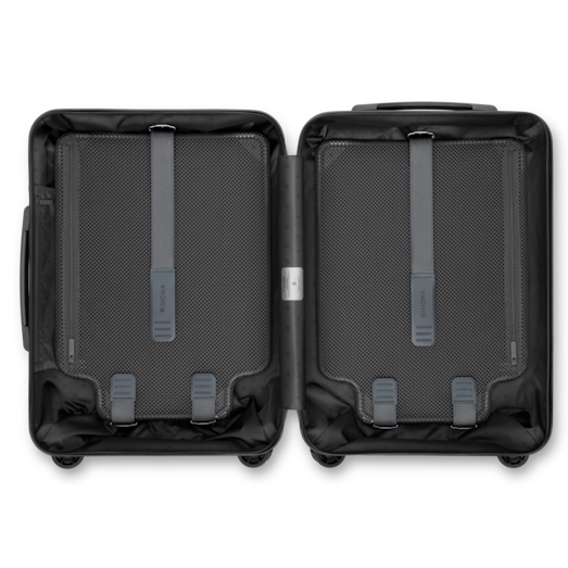 Essential Sleeve Cabin S Carry-On Suitcase | Black | RIMOWA