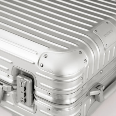 A cleaned aluminium luggage