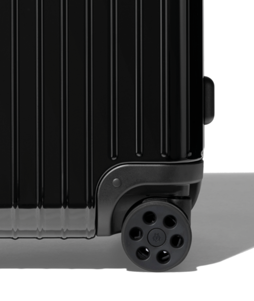 Essential Check-In L Lightweight Suitcase | Black Gloss | RIMOWA