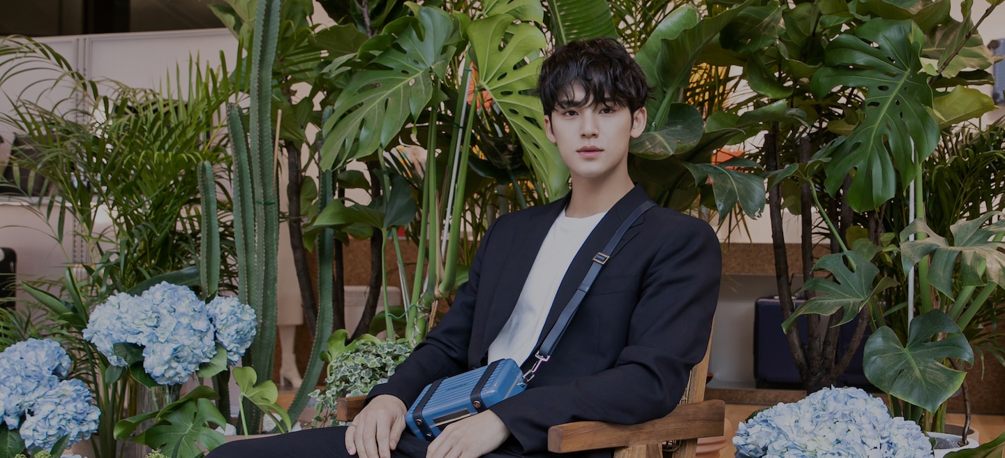 RIMOWA AZURE & FLAMINGO COLLECTION FEATURED BY SEVENTEEN MINGYU