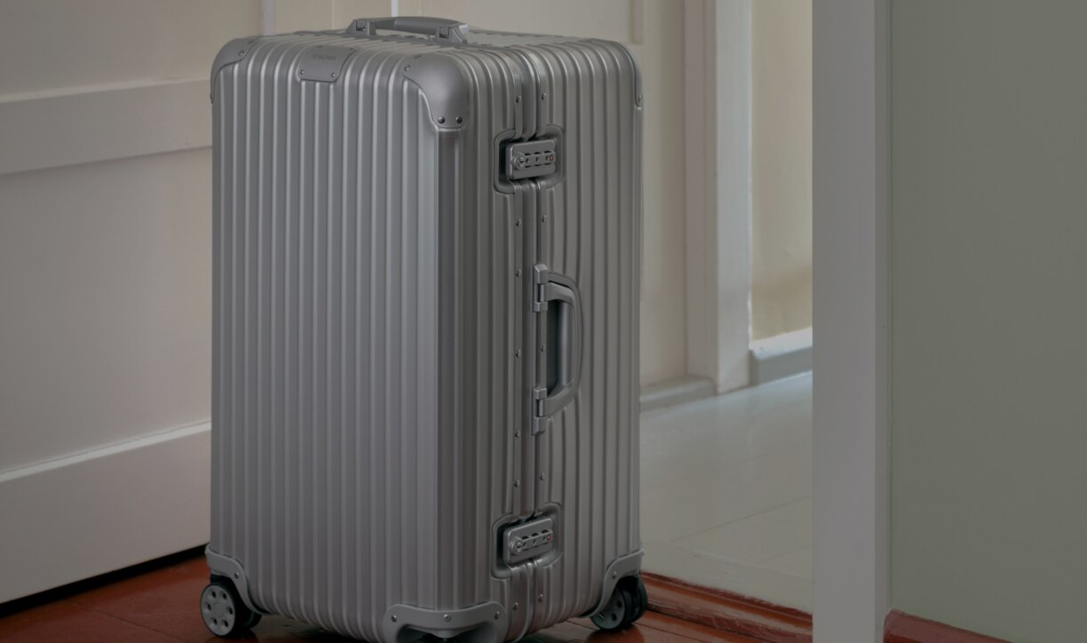 High-Quality Luggage, Suitcases \u0026 Bags | RIMOWA