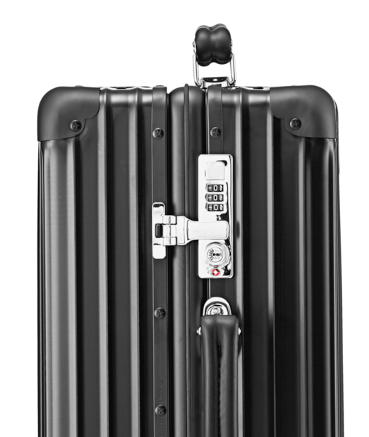 black rimowa cabin