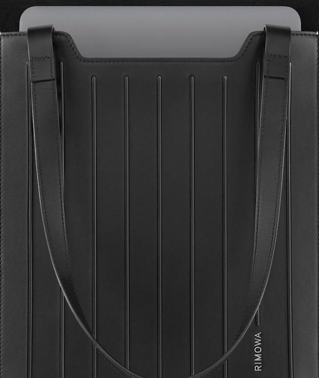 Never Still Vertical Tote Bag in Leather & Canvas - Black | RIMOWA