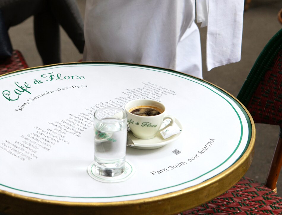 Gedicht in Paris, Café de Flore