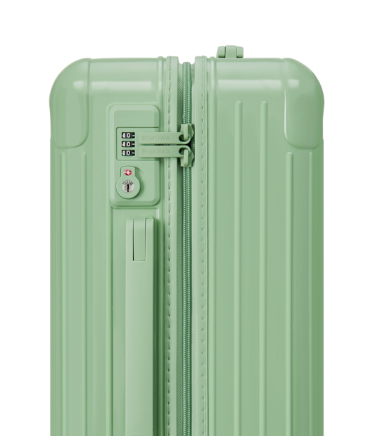 rimowa essential green