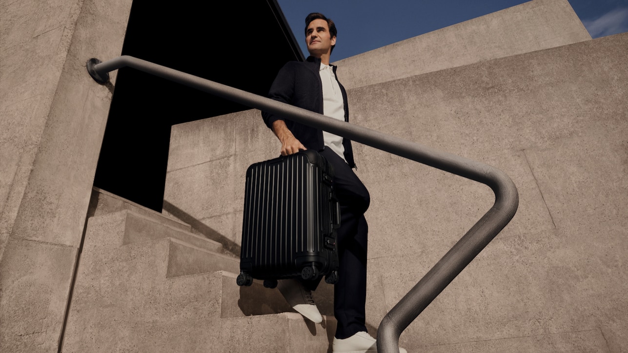 Roger Federer mit dem RIMOWA Original Koffer in Schwarz