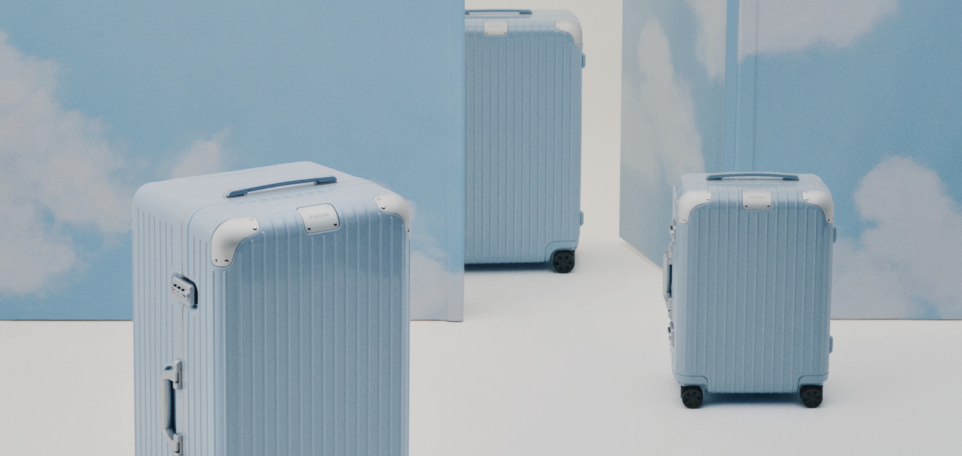 Introducing Sky Blue for RIMOWA Hybrid Introducing Sky Blue for RIMOWA Hybrid