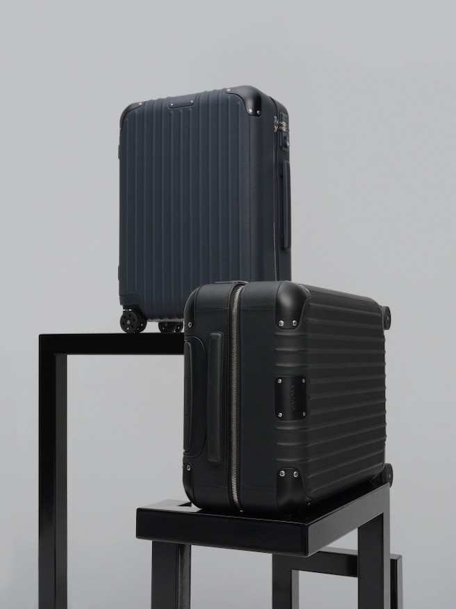 High-Quality Luggage, Suitcases & Bags | RIMOWA