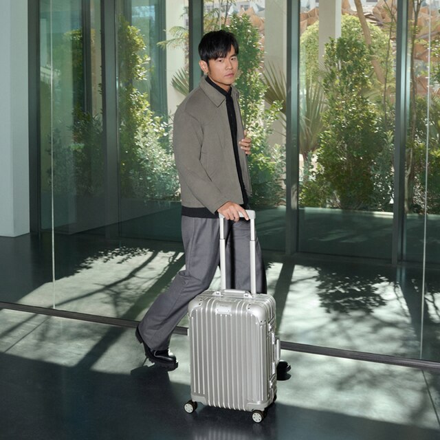Jay Chou with the Original Cabin