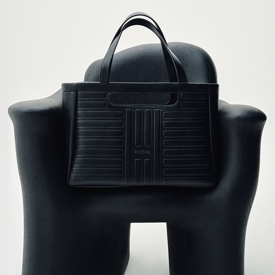 How to clean your leather handbags