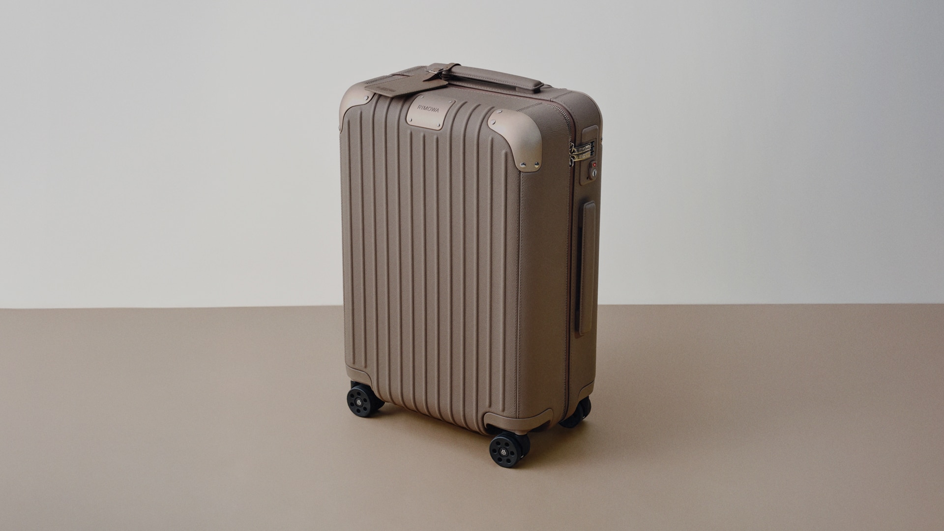 Photo of Distinct Carry-ons