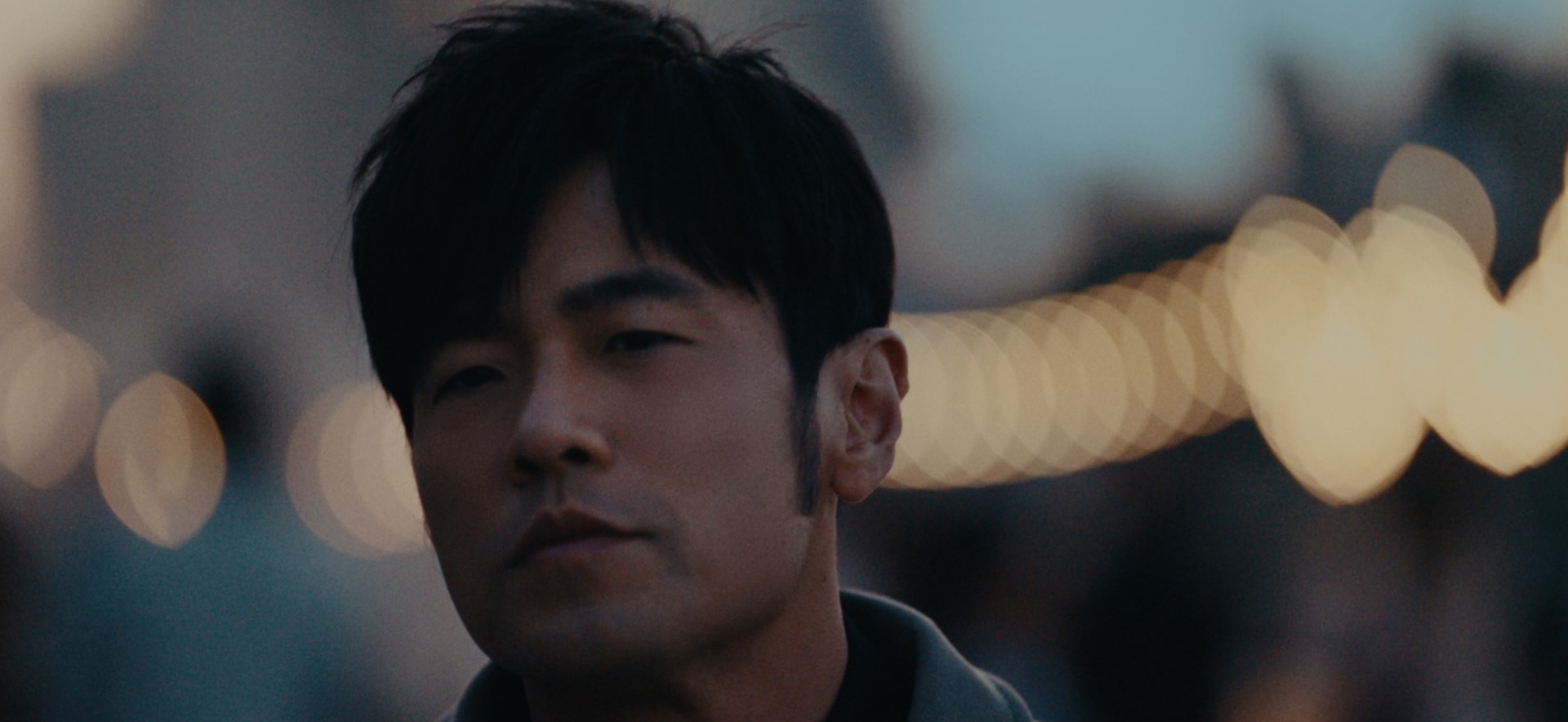 Video featuring Jay Chou with the Original Cabin