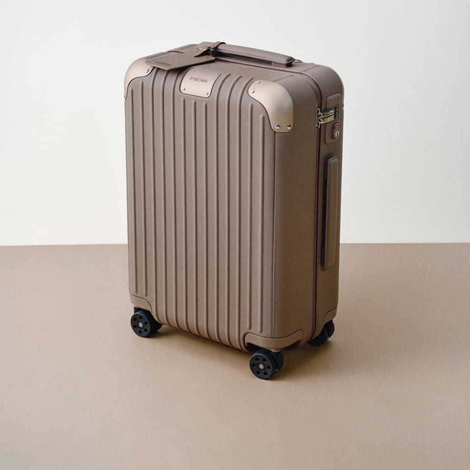 Photo the Distinct leather suitcase