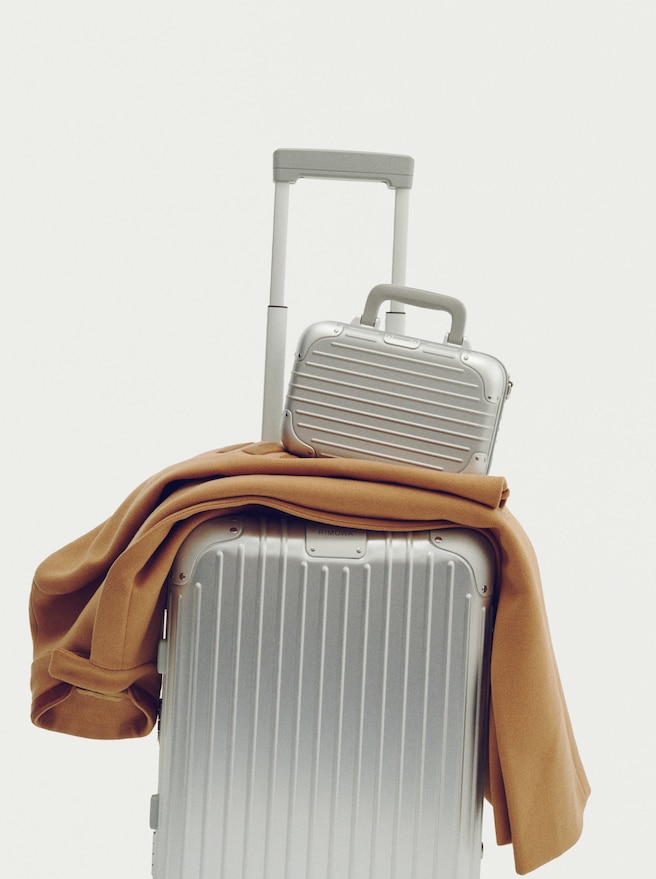 TRAVEL GUIDE