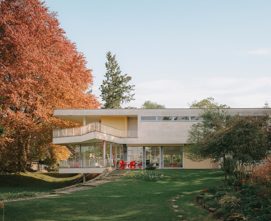 X - RIMOWA visits the ‘Pasta Steamer’: a German modernist icon