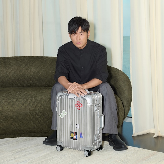 Jay Chou with the Original Cabin