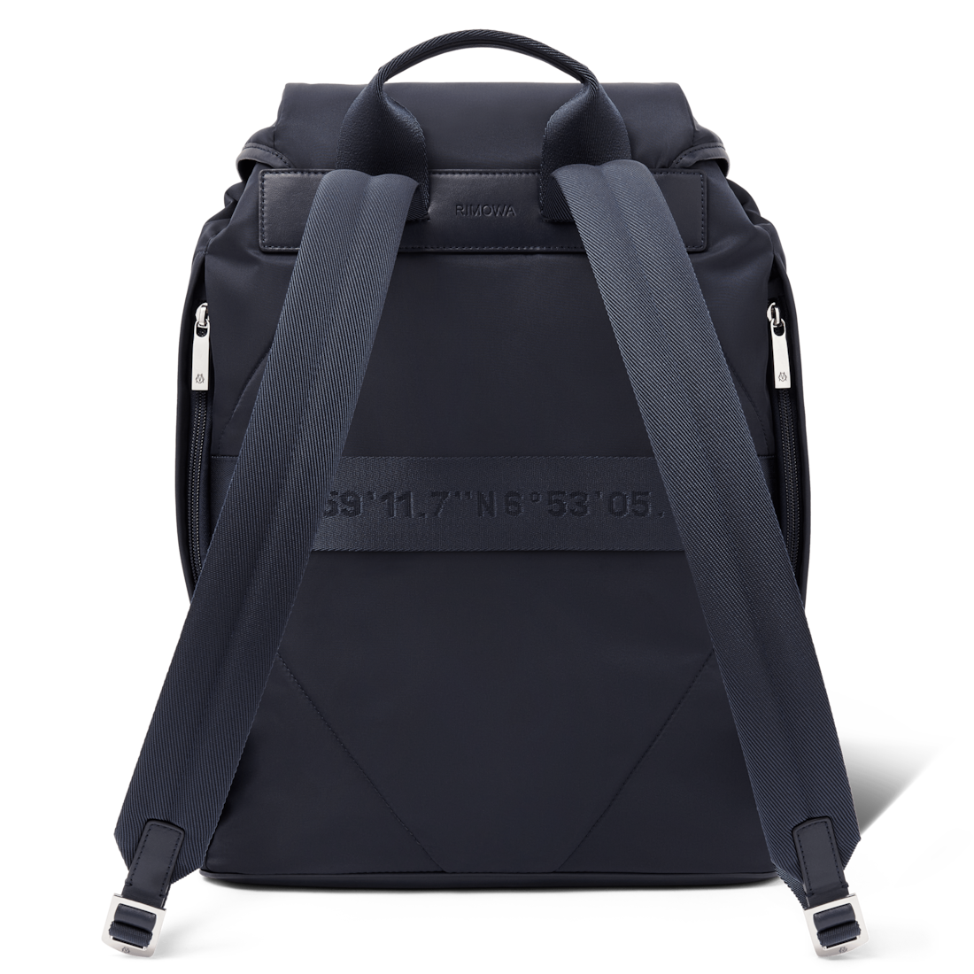 ECONYL®ナイロン製 シグネチャー フラップバックパック ネイビー ECONYL®ナイロン製 シグネチャー フラップバックパック ネイビー