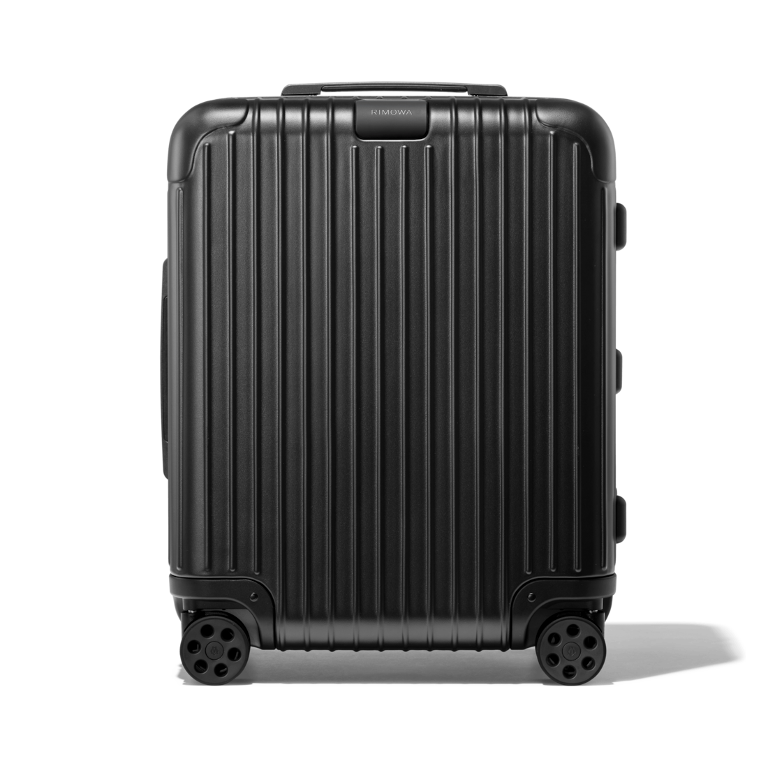 rimowa cabin suitcase