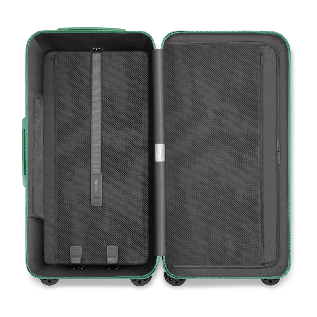 Rimowa 31.5x16.1x14.6"