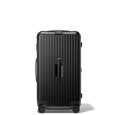 RIMOWA's Essential Lite Suitcase in Pearl Rose