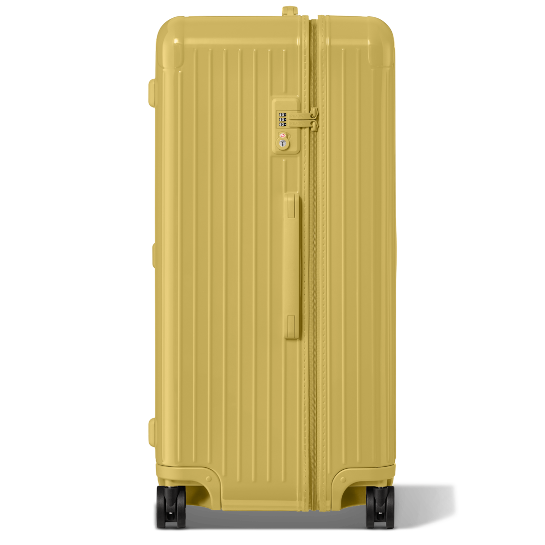 RIMOWA（リモワ）の「Essential Trunk Plus Mango（スーツケース