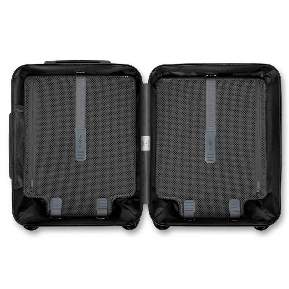 Essential Sleeve Cabin Plus Suitcase | Black | RIMOWA