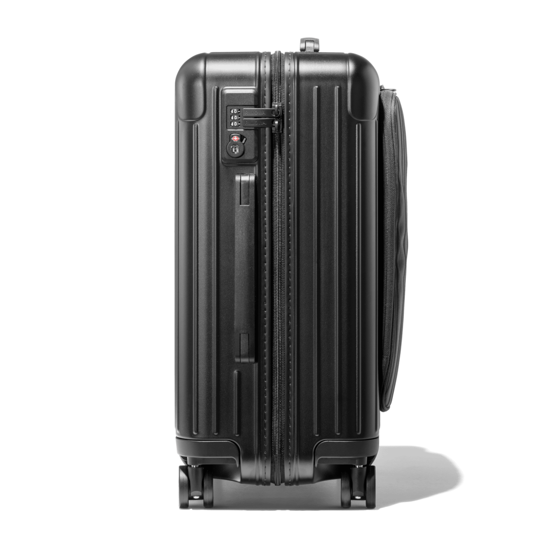 rimowa cabin with pocket