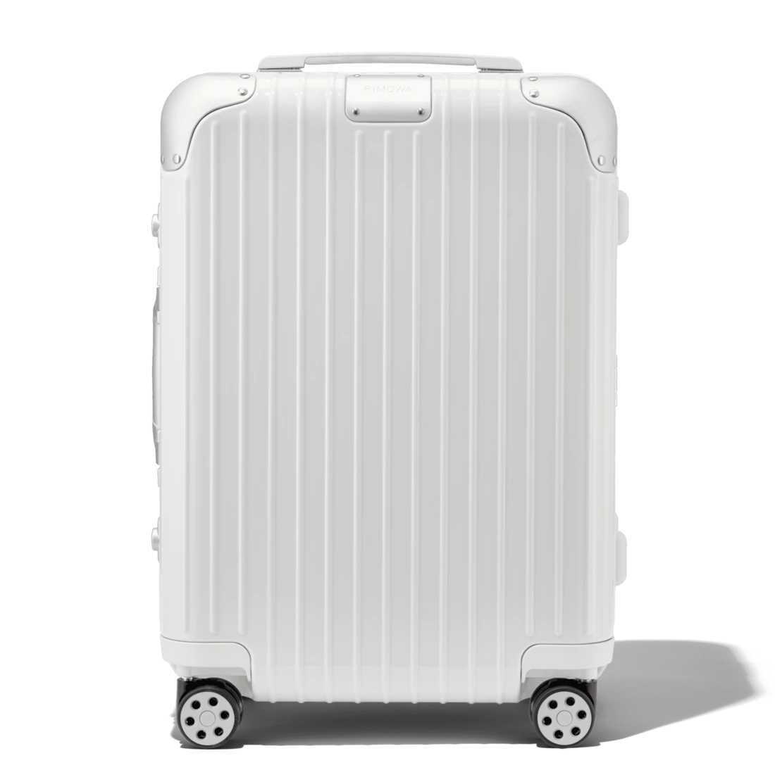 Our In-Depth Review of the Rimowa Hybrid Cabin - Luggage Unpacked