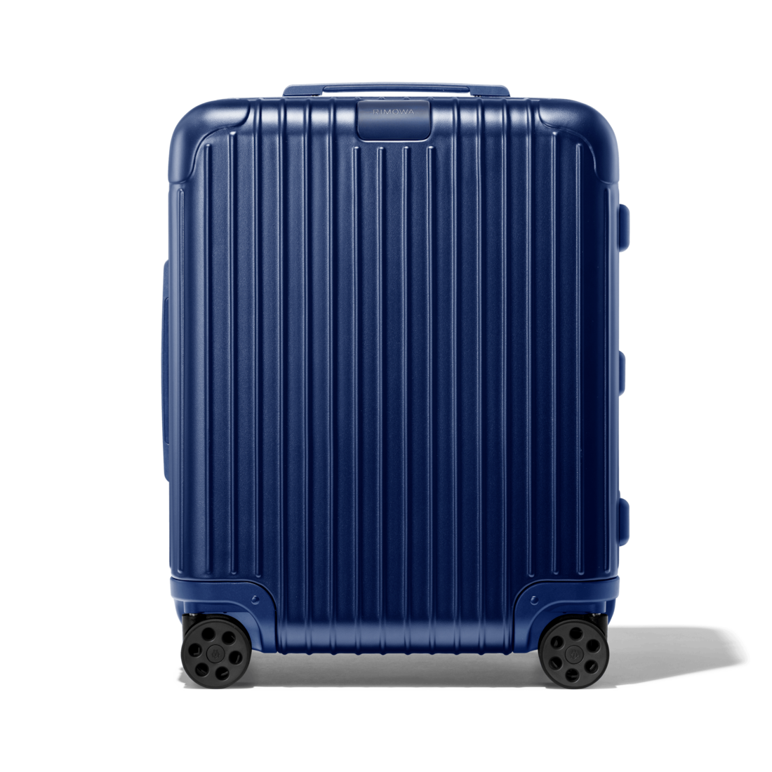 rimowa essential sleeve cabin plus