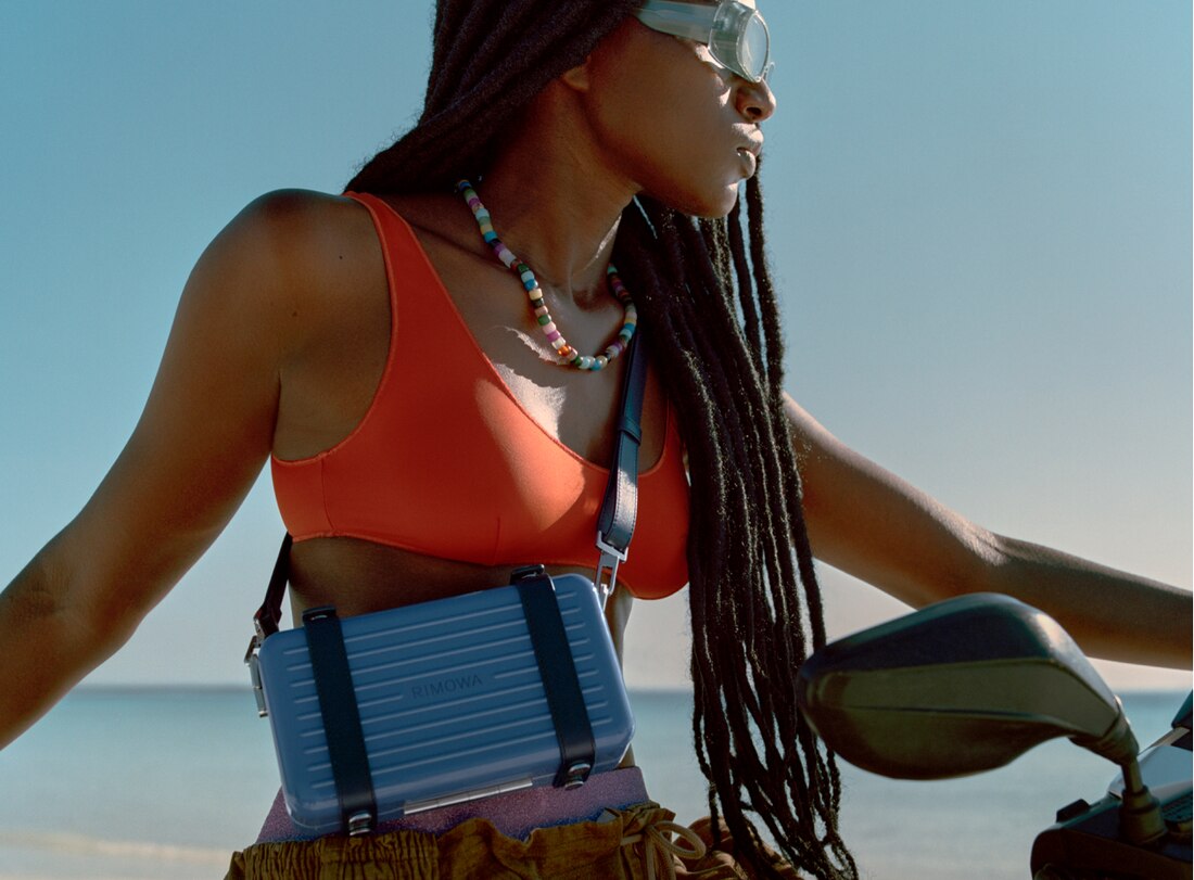 Polycarbonate Cross-Body Bag image number 7