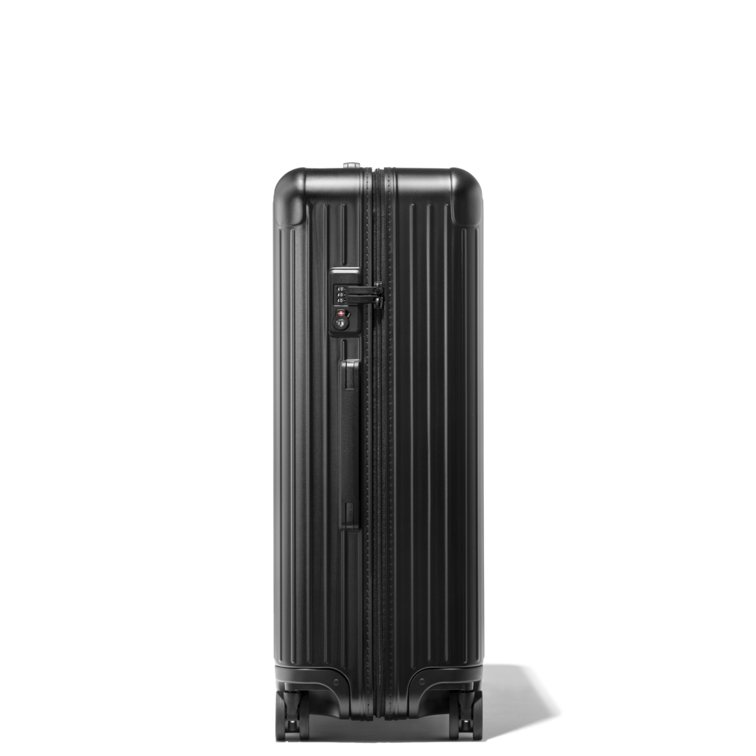 Essential Check-In L 軽量スーツケース | マットブラック | RIMOWA