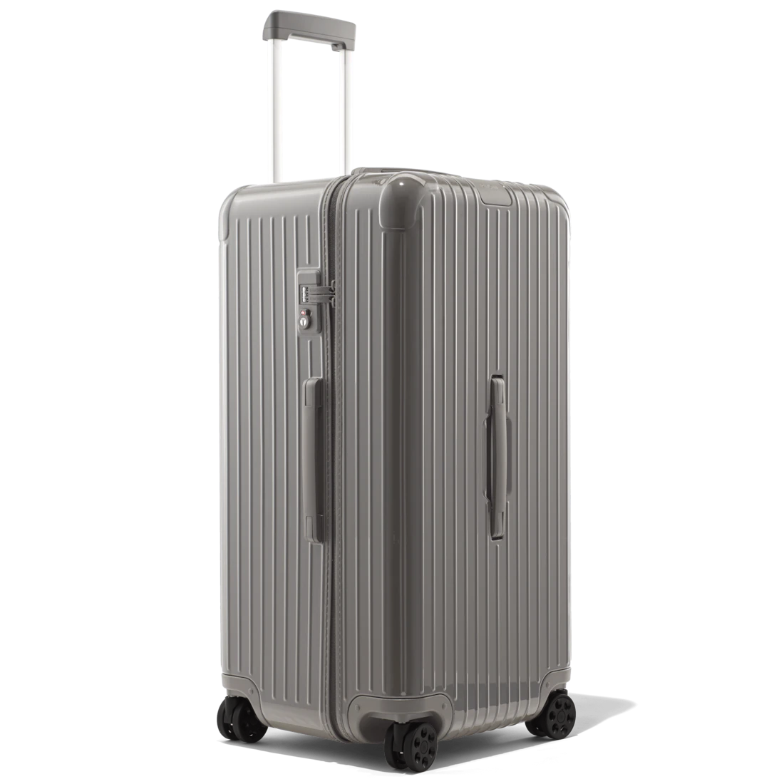 rimowa essential trunk plus