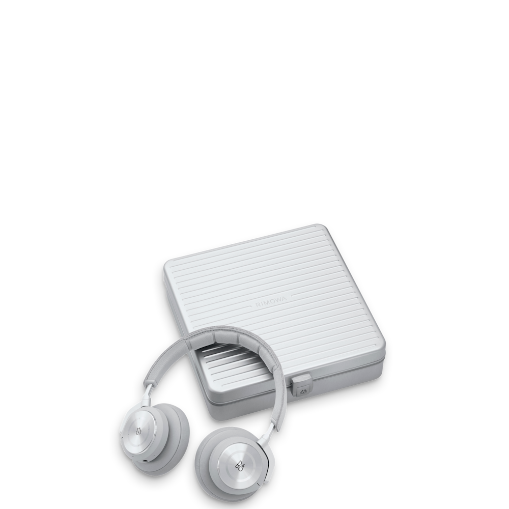 High quality case by RIMOWA Official site