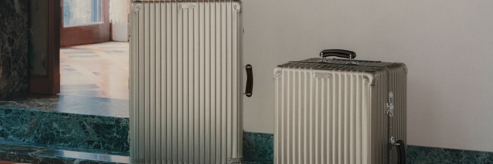 Large Trunk Suitcases