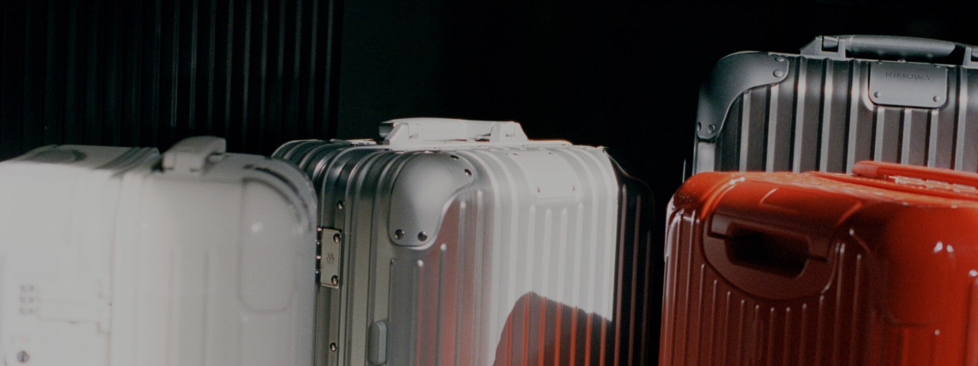 rimowa hard shell luggage