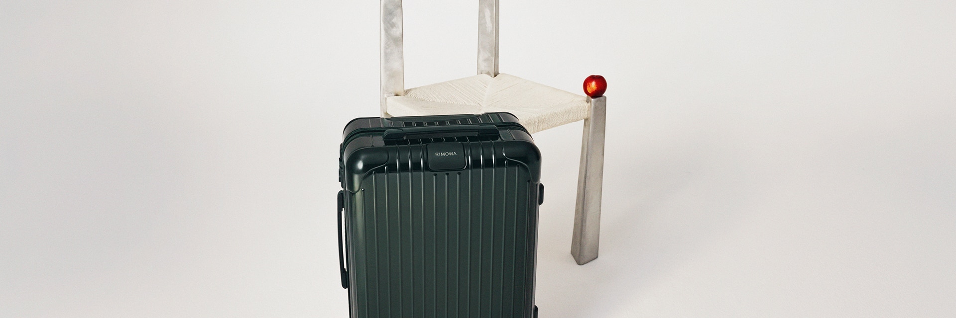Polycarbonate Suitcases, Bags & Accessories