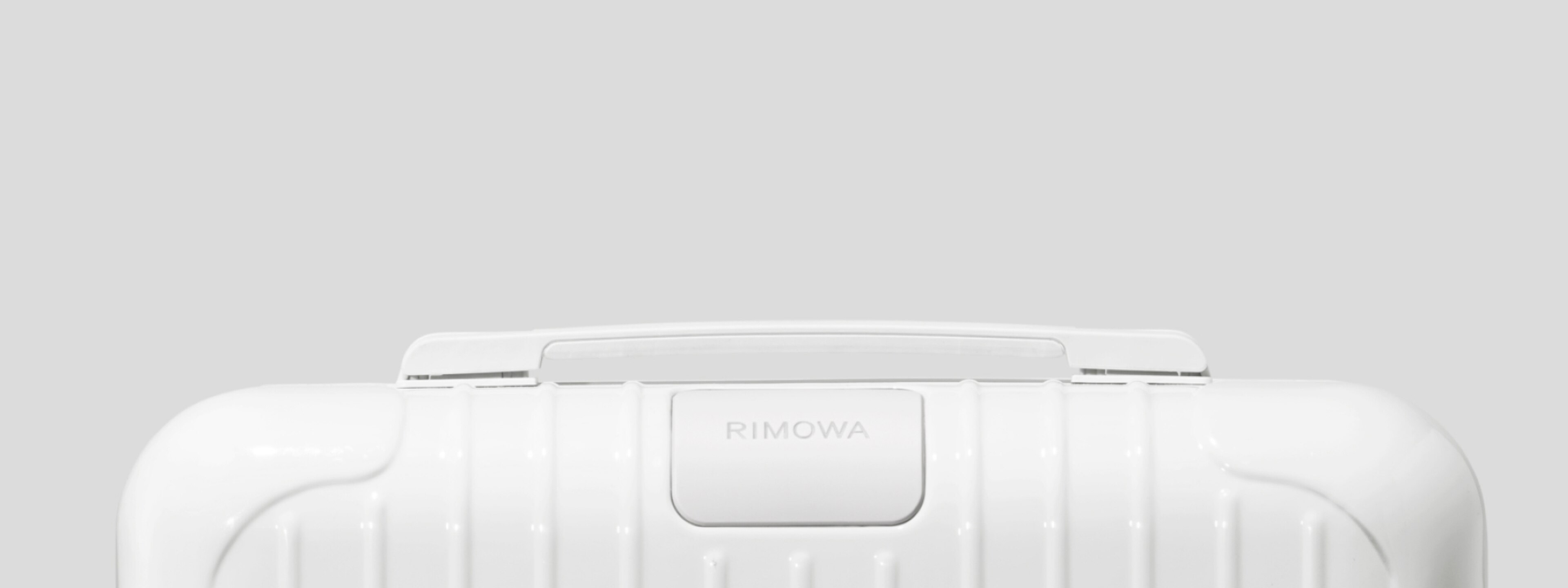 rimowa white cabin