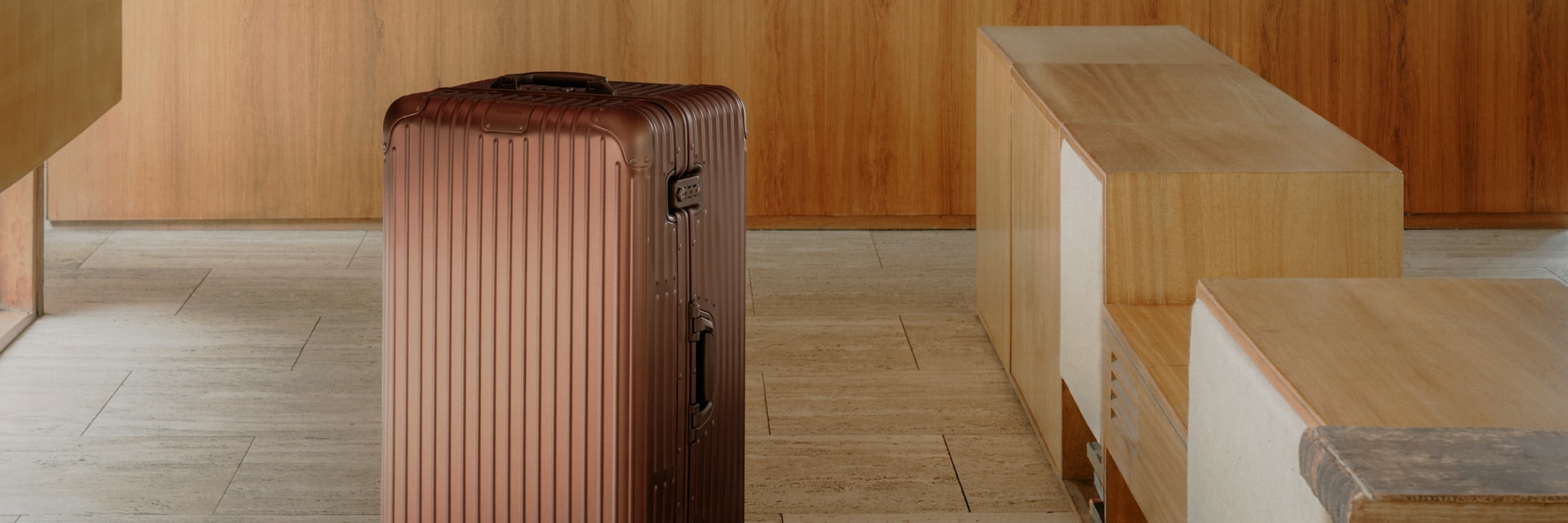 Large Trunk Suitcases