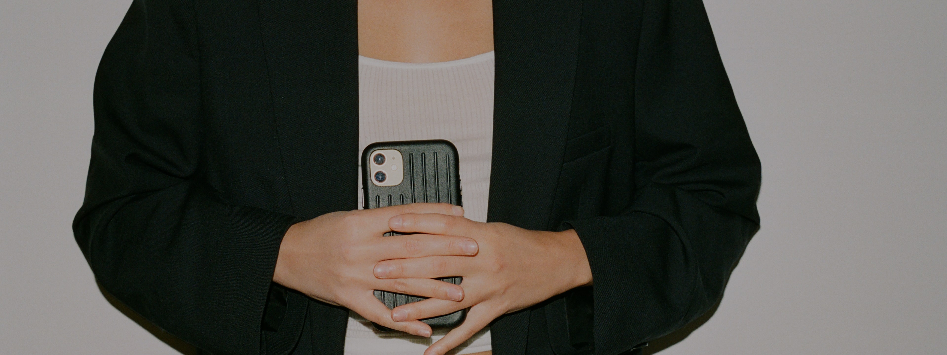 rimowa leather iphone case