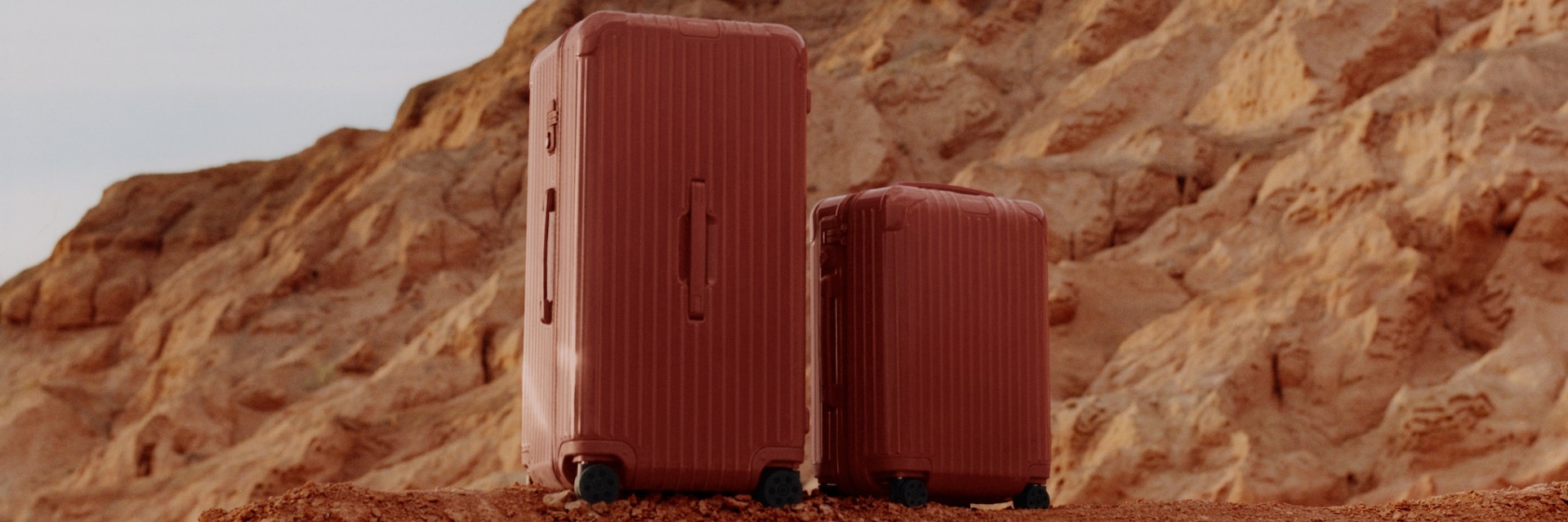 Polycarbonate Suitcases, Bags & Accessories