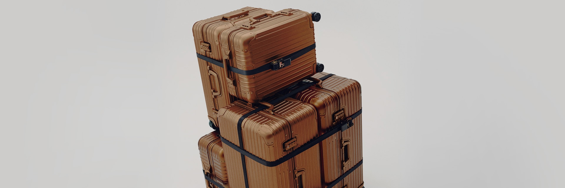 Aluminium Suitcases, Bags & Accessories